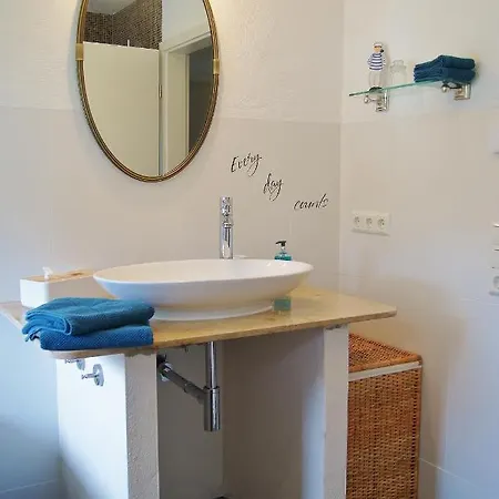 Schoene, Grosse In Waldenbuch, Nahe Stuttgart Messe, Boeblingen, Sindelfingen *