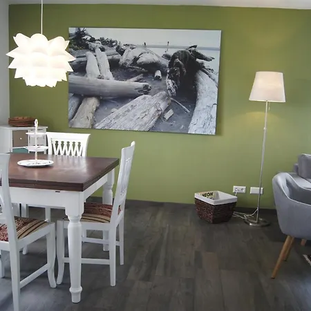 Schoene, Grosse In Waldenbuch, Nahe Stuttgart Messe, Boeblingen, Sindelfingen